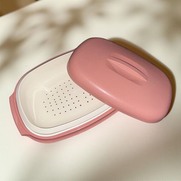 Tupperware Oval, PINK, covered steamer vegetable, rice steamer colander - Picture 1 of 9